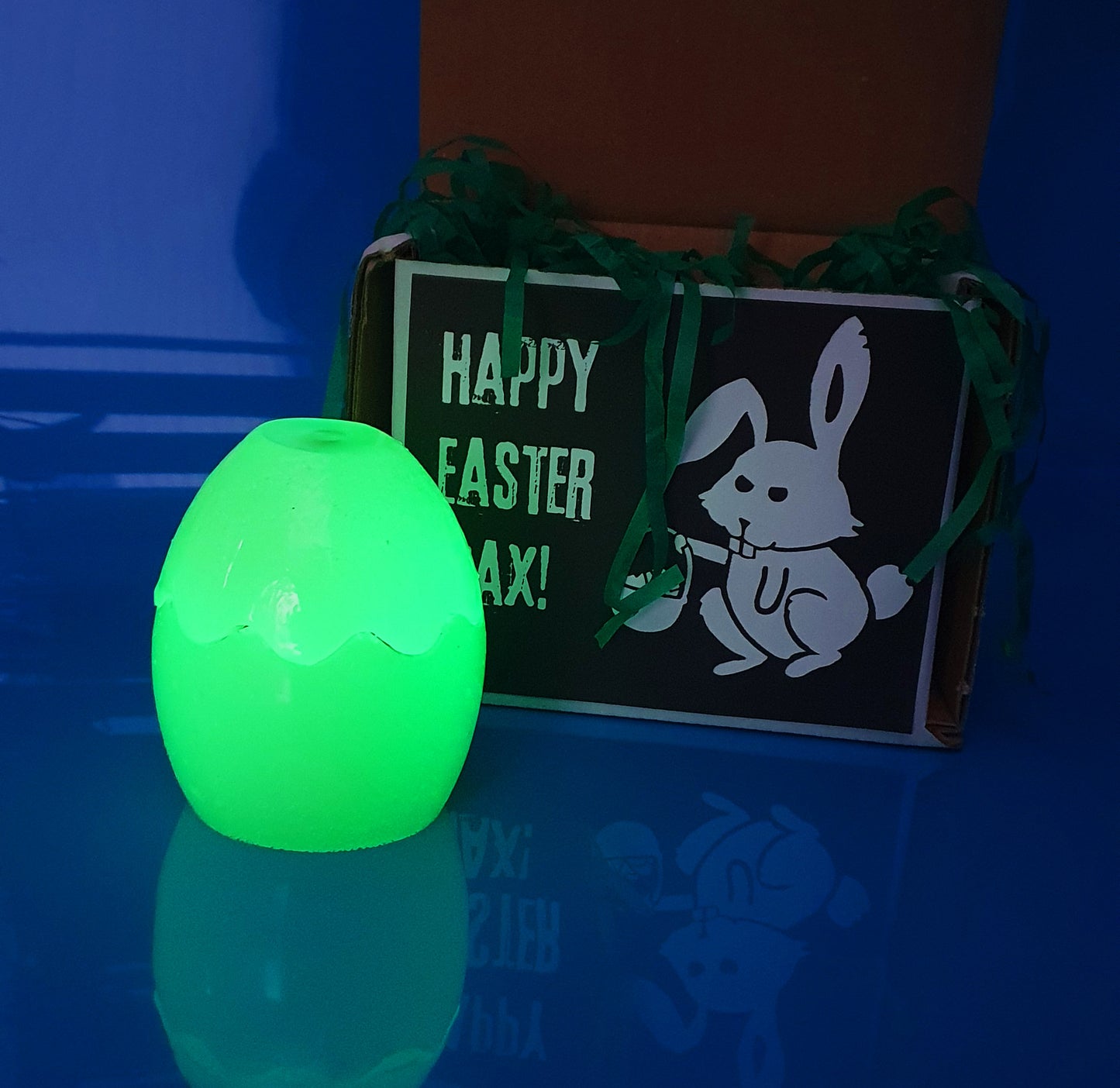 Personalised Cracked Easter Egg